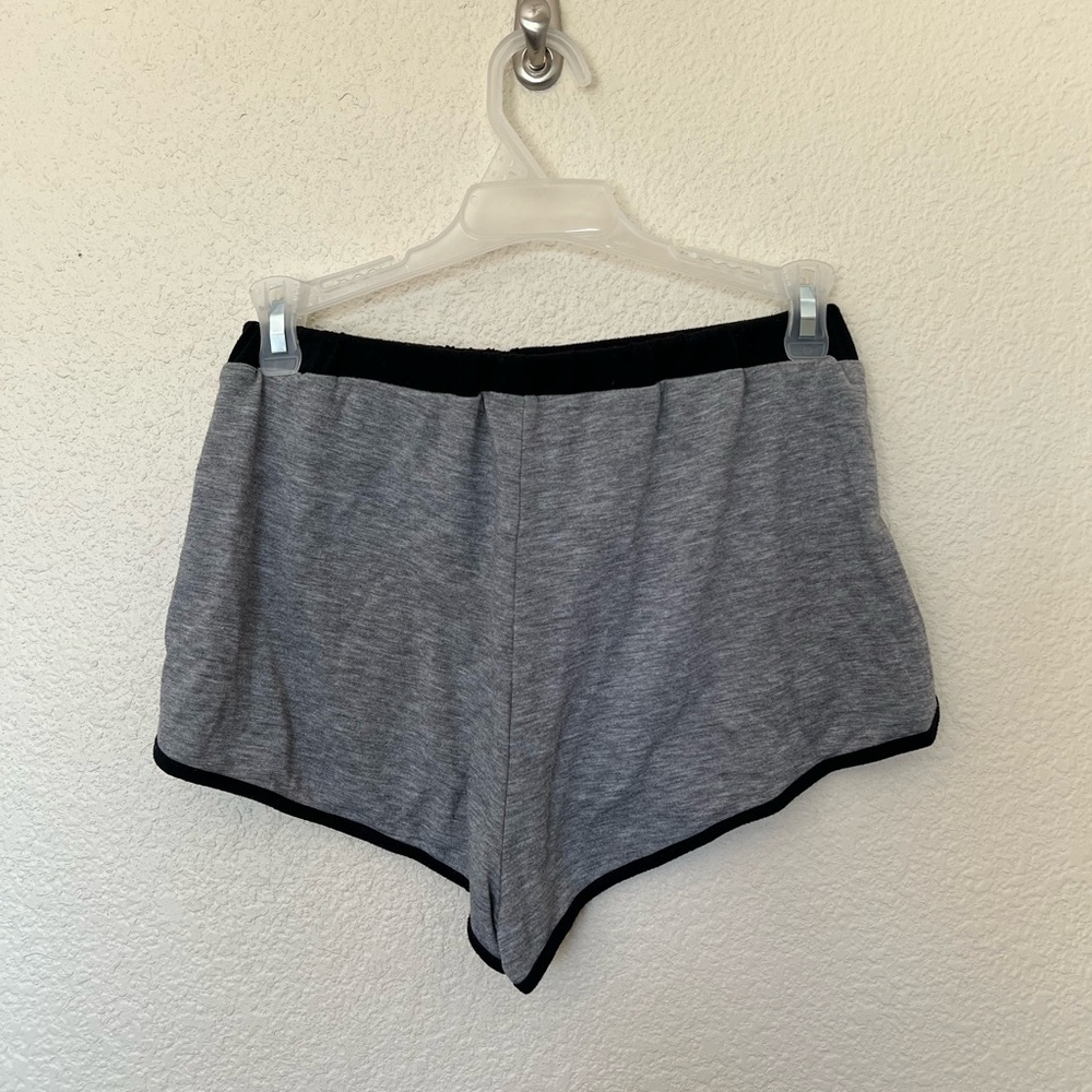 Zaful | Gray and Black Crop Tank Shorts Set - Picture 8 of 10